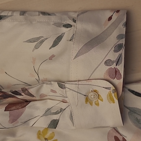 LIKE NEW Coldwater Creek Floral aprons Cotton Button Down Blouse - Picture 4 of 12